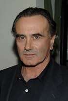 Photo of Dan Hedaya