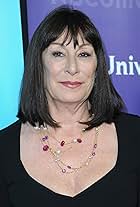 Photo of Anjelica Huston