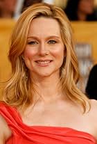 Photo of Laura Linney