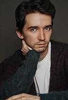 Photo of Liam Aiken