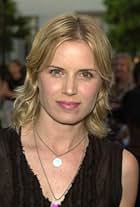 Photo of Kim Dickens