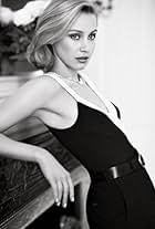 Photo of Sarah Gadon