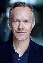 Photo of Steven Mackintosh