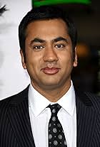 Photo of Kal Penn