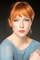 Photo of Molly C. Quinn