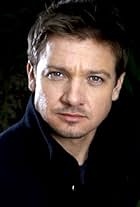 Photo of Jeremy Renner