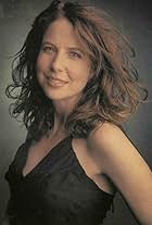 Photo of Robin Weigert