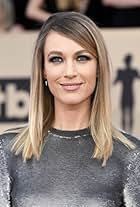 Photo of Natalie Zea