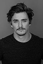 Photo of Kyle Gallner