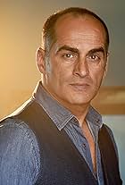 Photo of Navid Negahban