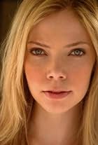 Photo of Riki Lindhome