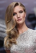 Photo of Rosie Huntington-Whiteley