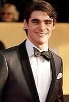 Photo of RJ Mitte