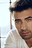 Photo of Jencarlos Canela