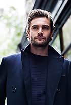 Photo of Tom Bateman